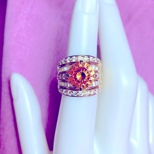 Bella Luce Dillenium Cut Champagne & White Diamond Simulants Ring